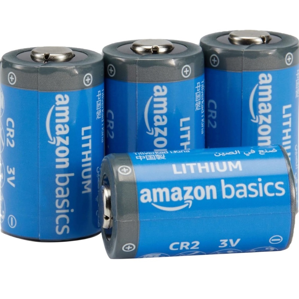 Amazon basics Lithium CR2 3V Batteries, 4-Pack